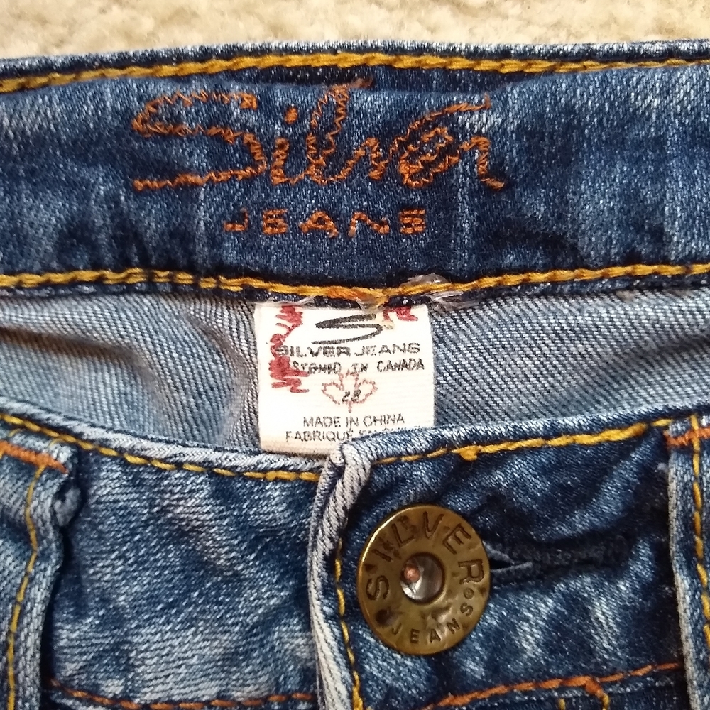 Silver Jeans - Picture 3 of 4